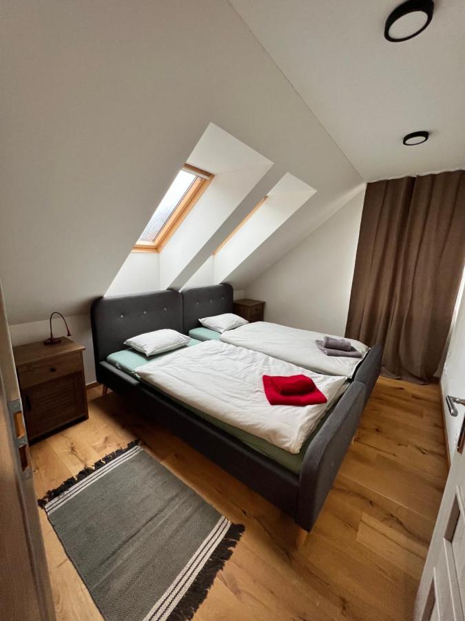 Apartman Juh Tale Eksteriør billede