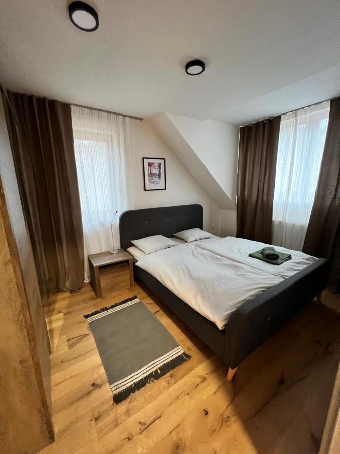 Apartman Juh Tale Eksteriør billede